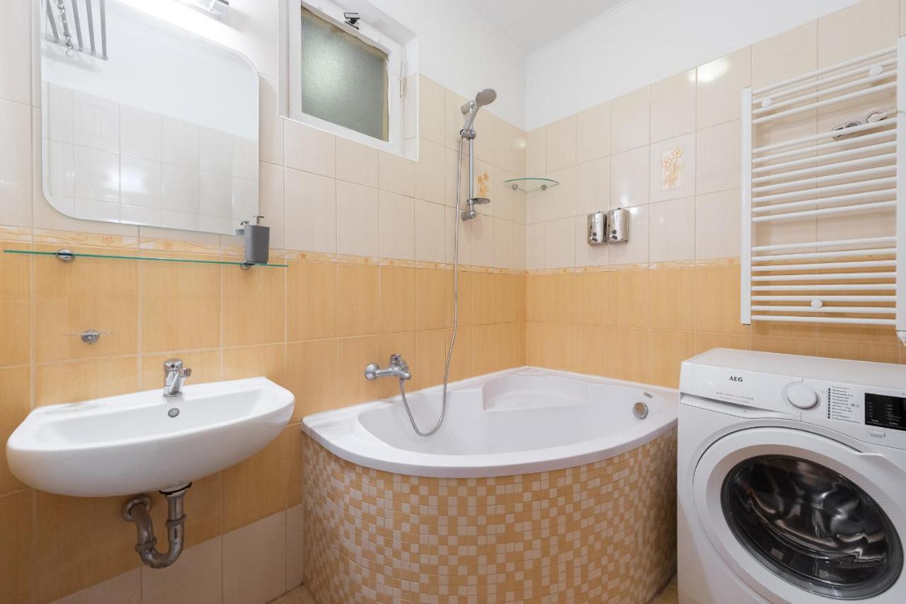 Lena Apartment Decin Exterior foto