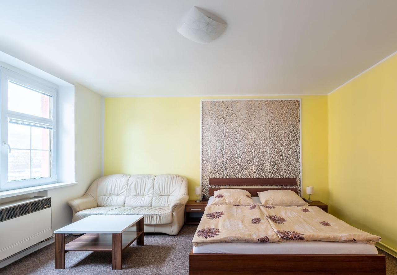 Lena Apartment Decin Exterior foto